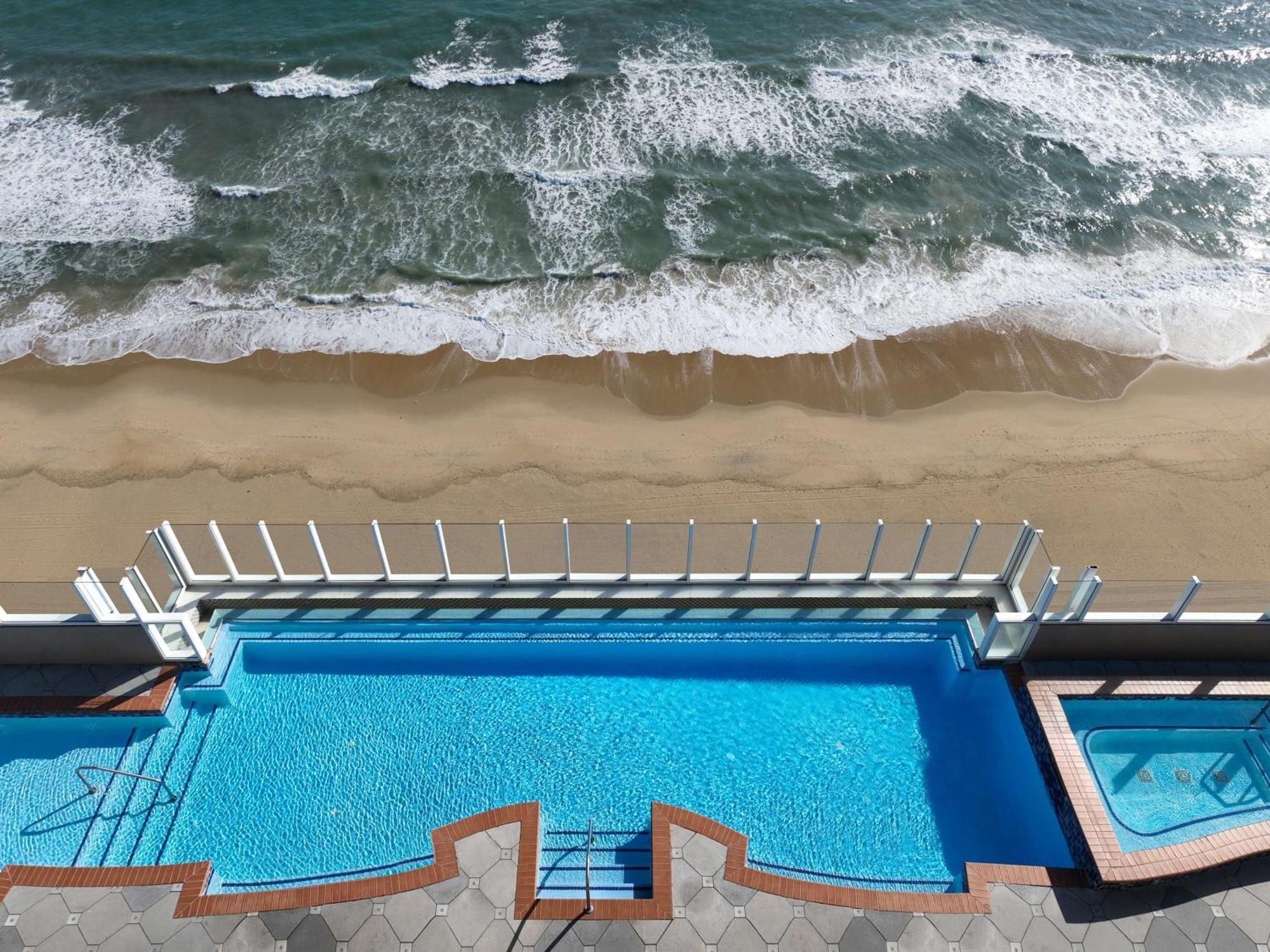 Resort Hilton Virginia Oceanfront 4*
